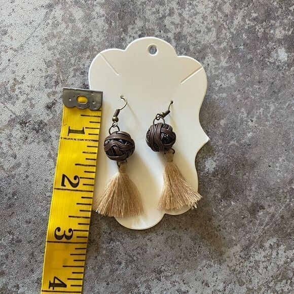 Tassel Earrings Tan NEW Handmade USA Festival Boho Unique Feminine - Picture 4 of 7